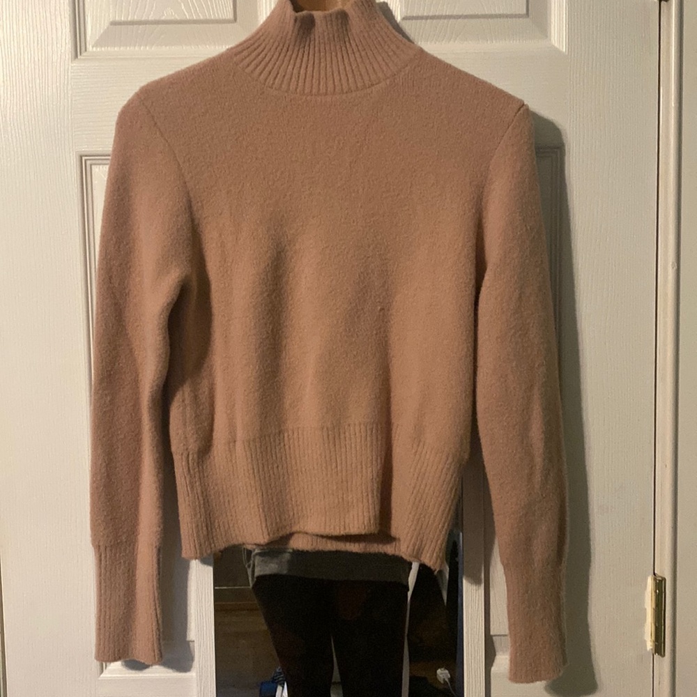 ZARA Cropped Light Pink Mauve Turtle Neck Soft Cozy Sweater size m